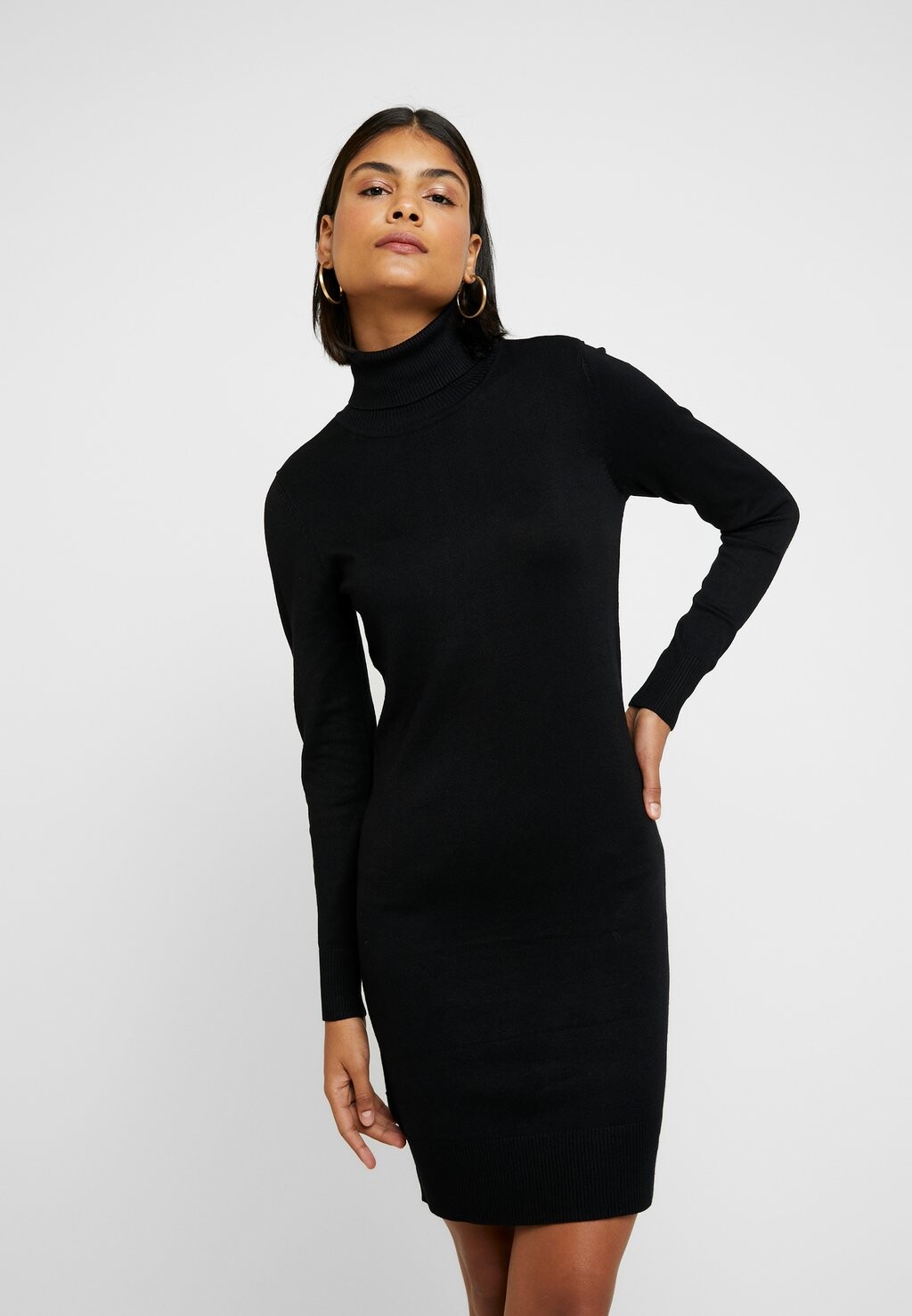 Трикотажное платье MILASZ ROLLNECK Saint Tropez, черный
Трикотажное платье MILASZ ROLLNECK Saint Tropez, черный
