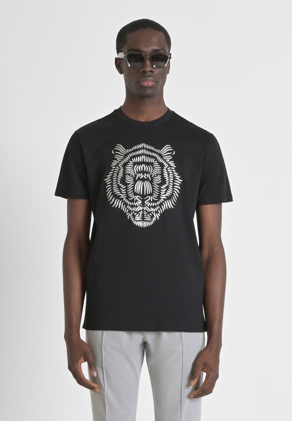 Футболка с принтом Antony Morato, черный
Футболка с принтом Antony Morato, черный