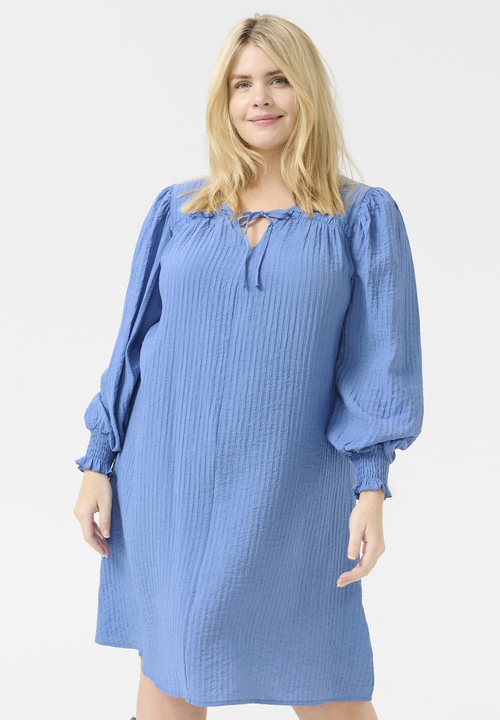 Повседневное платье KCLINNA Kaffe Curve, синий
Повседневное платье KCLINNA Kaffe Curve, синий