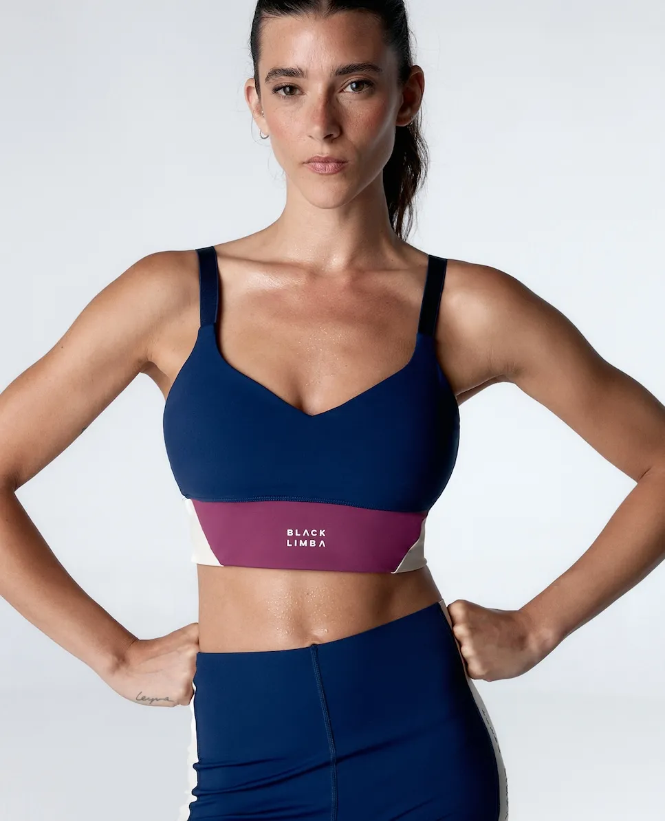 Трехцветный спортивный бюстгальтер со средней поддержкой Black Limba
Трехцветный спортивный бюстгальтер со средней поддержкой Black Limba