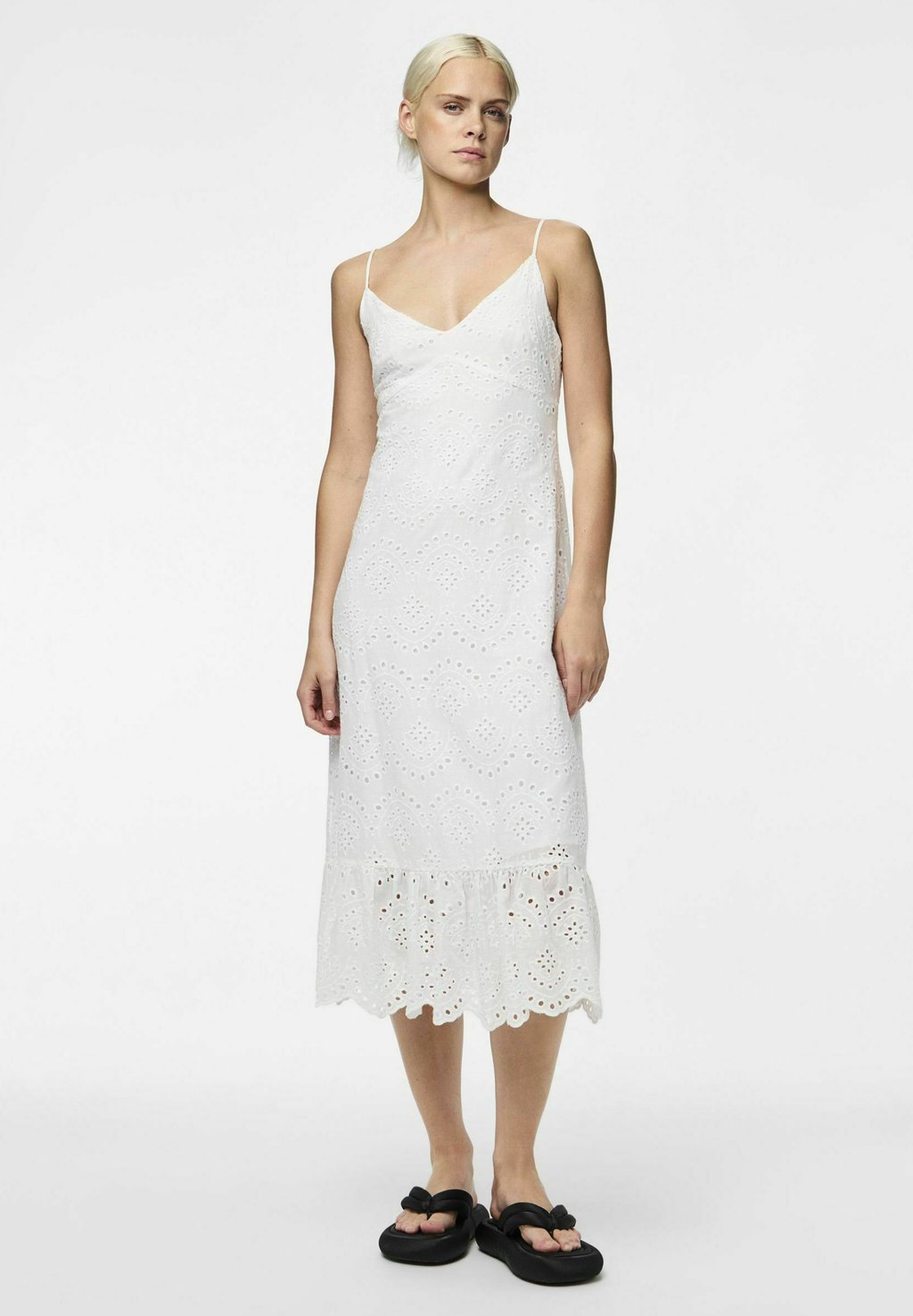 Повседневное платье VILDE STRAP Pieces, белый
Повседневное платье VILDE STRAP Pieces, белый