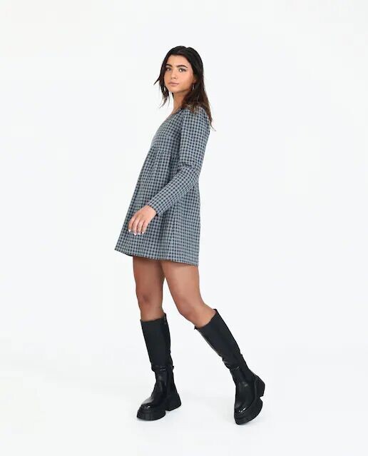 Короткое расклешенное платье с длинными рукавами The-Are, синий
Короткое расклешенное платье с длинными рукавами The-Are, синий