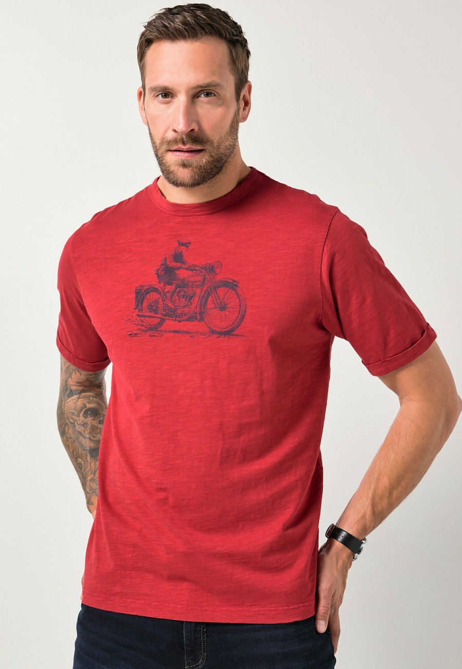 Футболка JP1880 HALF SLEEVE, CHEST PRINT, Burgundy Red/Red, Красный, Футболка JP1880 HALF SLEEVE, CHEST PRINT, Burgundy Red/Red
Футболка JP1880 HALF SLEEVE, CHEST PRINT, Burgundy Red/Red, Красный, Футболка JP1880 HALF SLEEVE, CHEST PRINT, Burgundy Red/Red