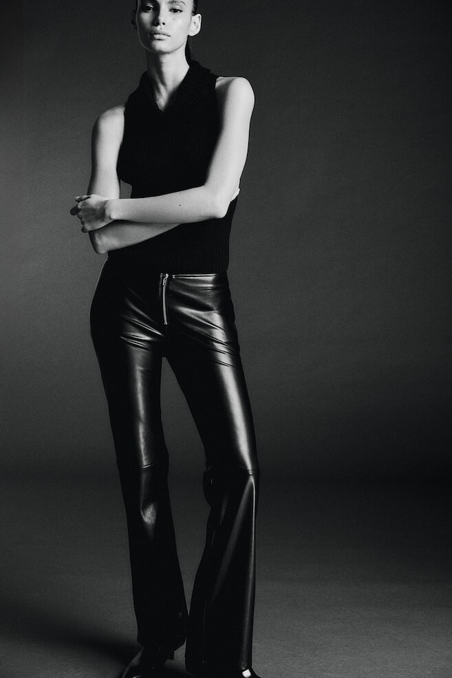 Брюки с покрытием H&M, черный
Брюки с покрытием H&M, черный