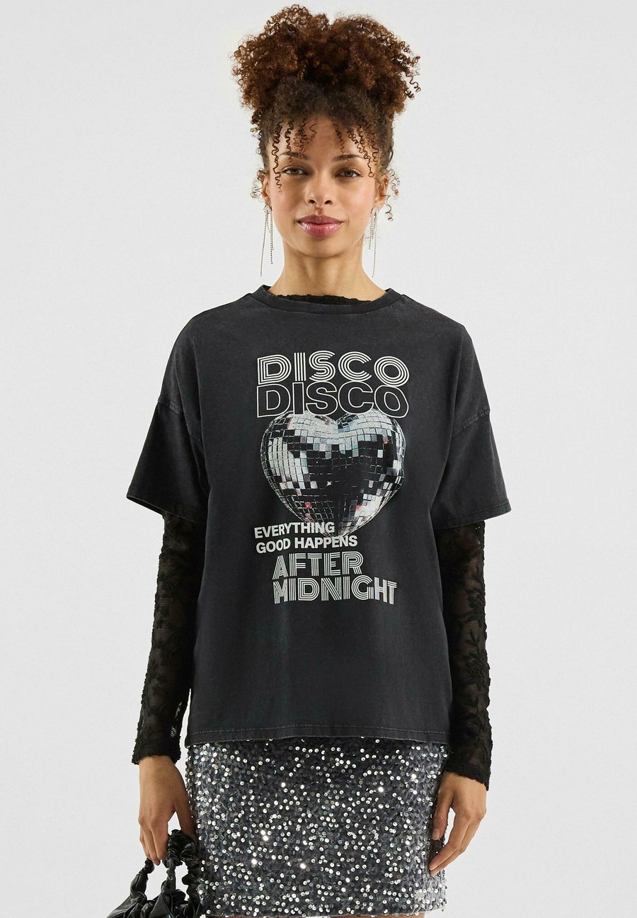 Футболка QS Print T-shirt, Schwarz/Black, Черный, Футболка QS Print T-shirt, Schwarz/Black
Футболка QS Print T-shirt, Schwarz/Black, Черный, Футболка QS Print T-shirt, Schwarz/Black