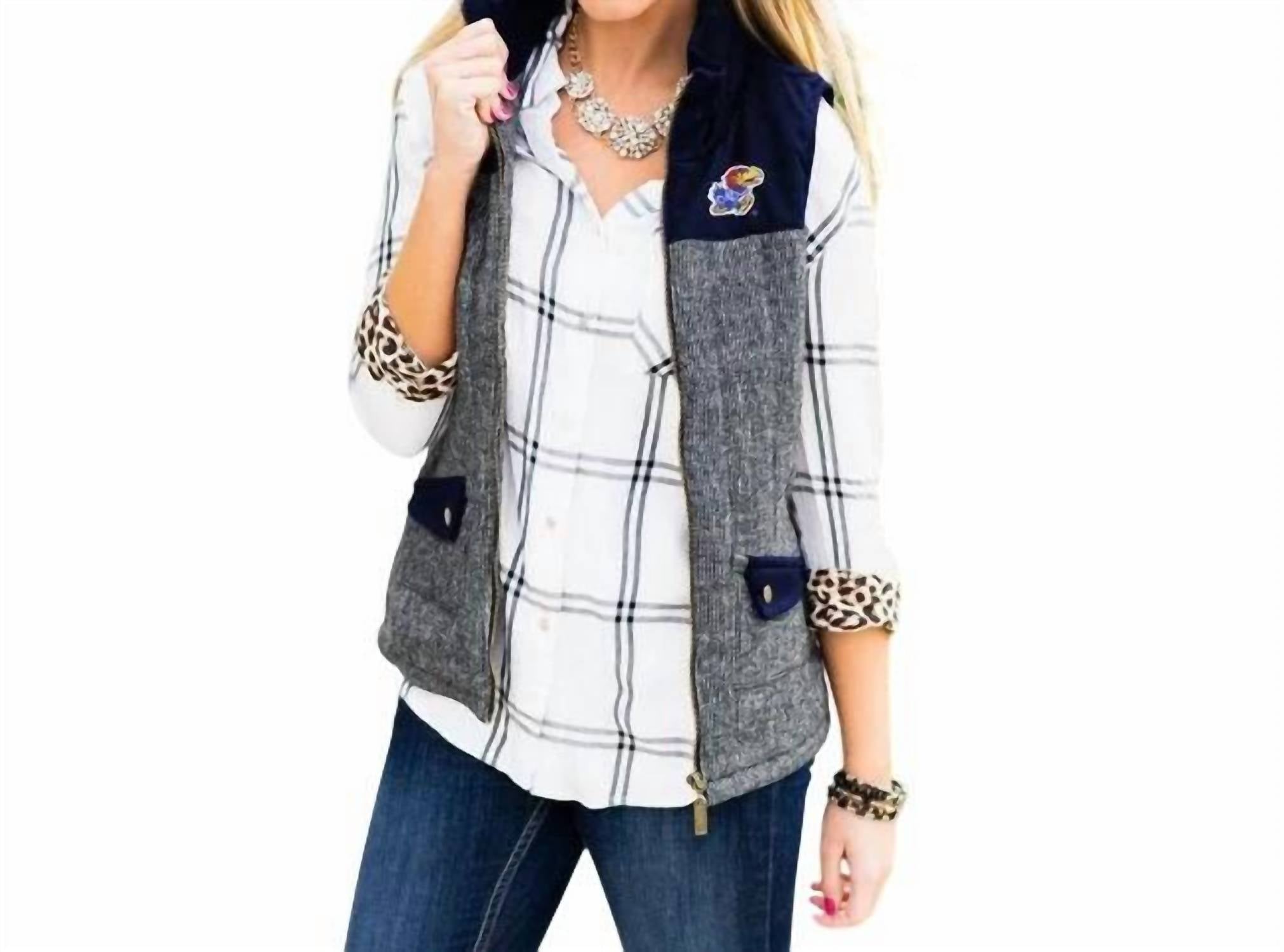 Университет Канзаса IT-жилет серый Gameday Couture
Университет Канзаса IT-жилет серый Gameday Couture