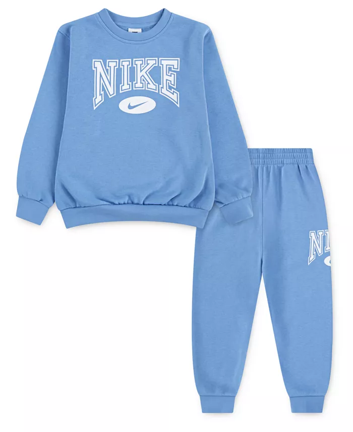 Комплект для мальчика из 2 предметов: худи и штаны Gameday Essentials Nike, синий
Комплект для мальчика из 2 предметов: худи и штаны Gameday Essentials Nike, синий