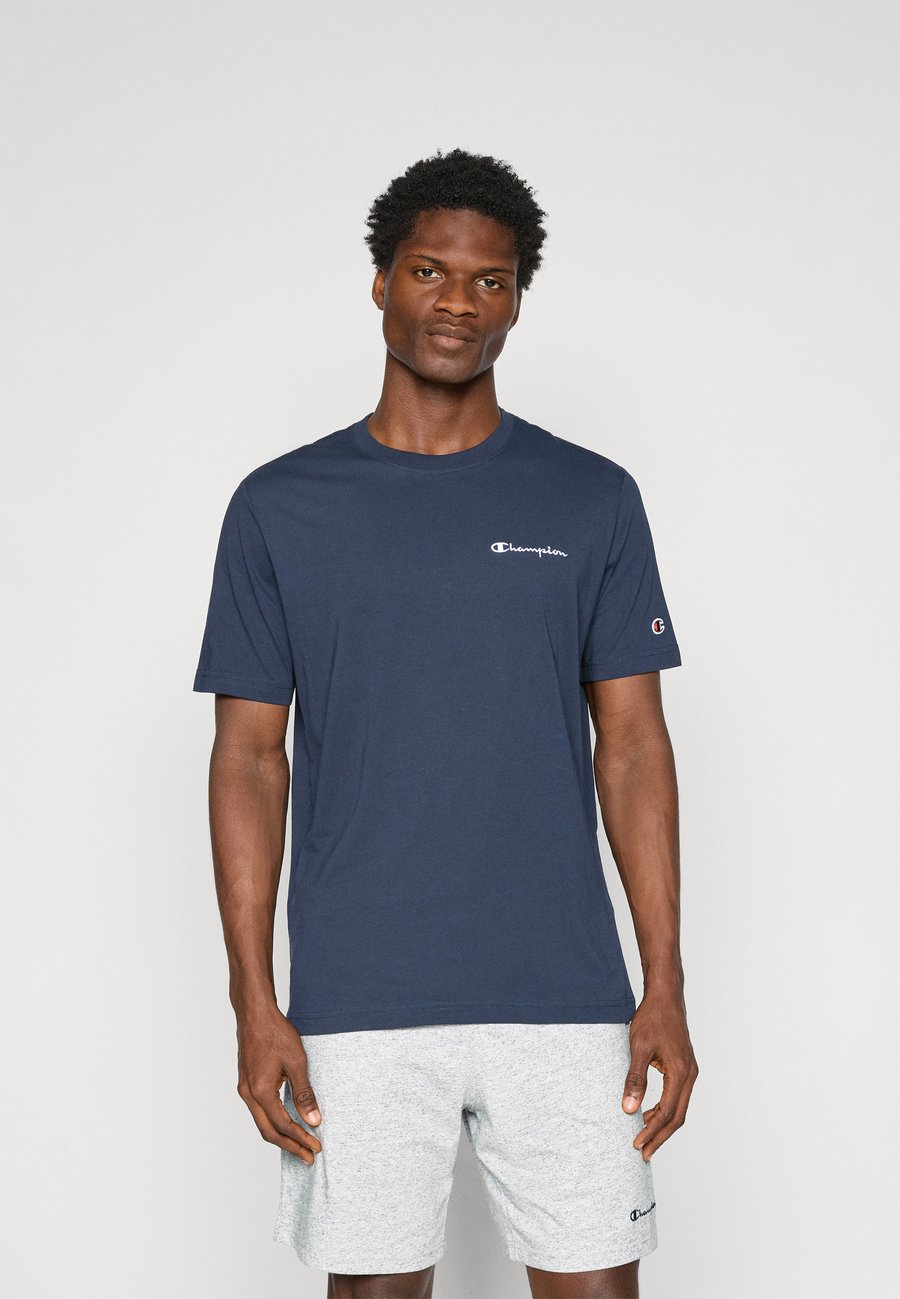 Футболка Champion ICONS CONTRAST TEE, Dark Blue, Синий, Футболка Champion ICONS CONTRAST TEE, Dark Blue
Футболка Champion ICONS CONTRAST TEE, Dark Blue, Синий, Футболка Champion ICONS CONTRAST TEE, Dark Blue