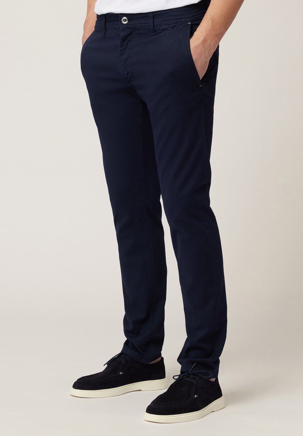 Брюки NARROW FIT Harmont & Blaine, темно-синий
Брюки NARROW FIT Harmont & Blaine, темно-синий