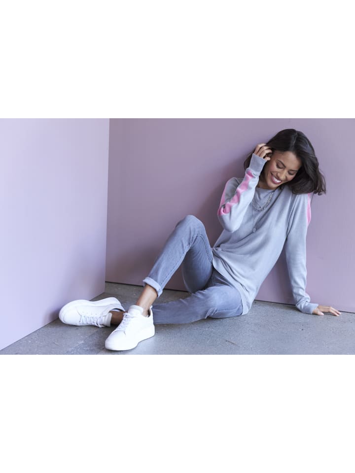 Свитер Laura Scott
Свитер Laura Scott