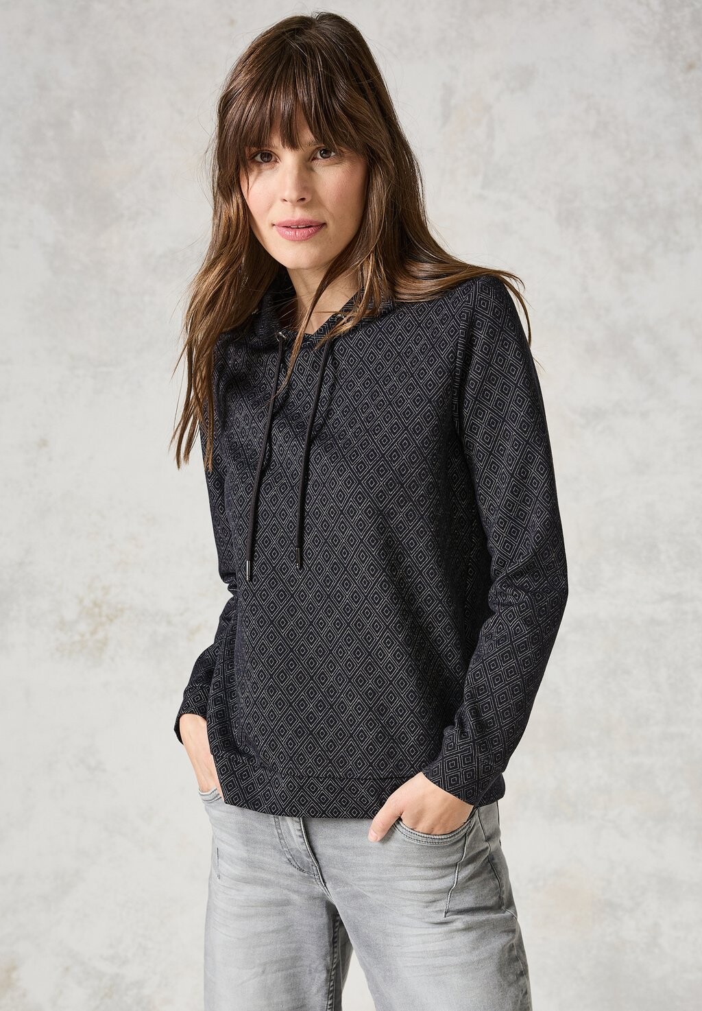 Толстовка GEMUSTERTES LANGARM Cecil, серый
Толстовка GEMUSTERTES LANGARM Cecil, серый