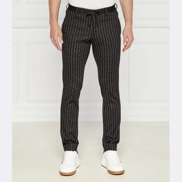 Брюки мира Karl Lagerfeld, черный
Брюки мира Karl Lagerfeld, черный