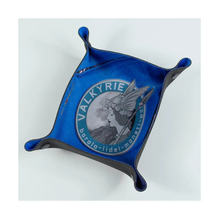 Компактный лоток для кубиков — Valkyrie 9, Dice Trays & Accessories (All Rolled Up)
Компактный лоток для кубиков — Valkyrie 9, Dice Trays & Accessories (All Rolled Up)