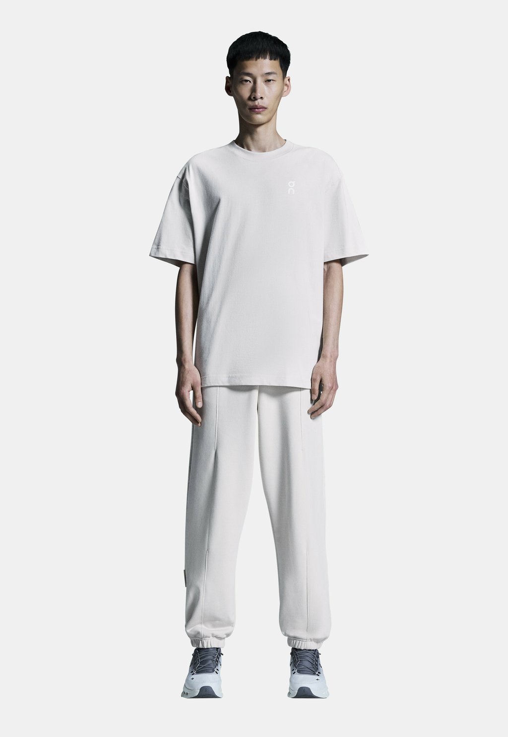 Спортивные штаны CLUB On, серый
Спортивные штаны CLUB On, серый