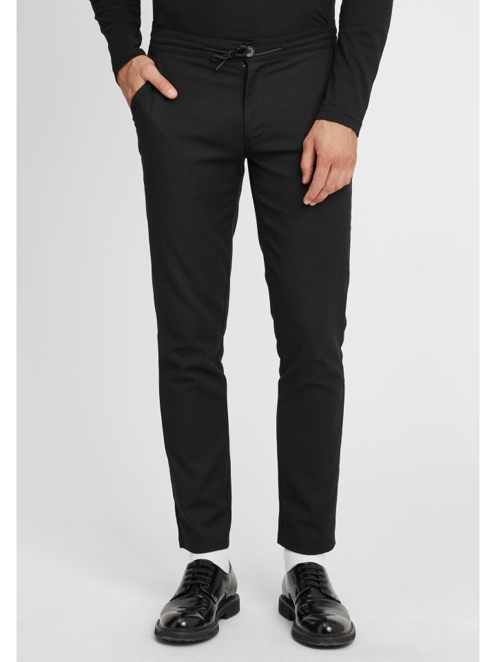 Тканевые брюки BLEND, цвет nachtschwarz
Тканевые брюки BLEND, цвет nachtschwarz