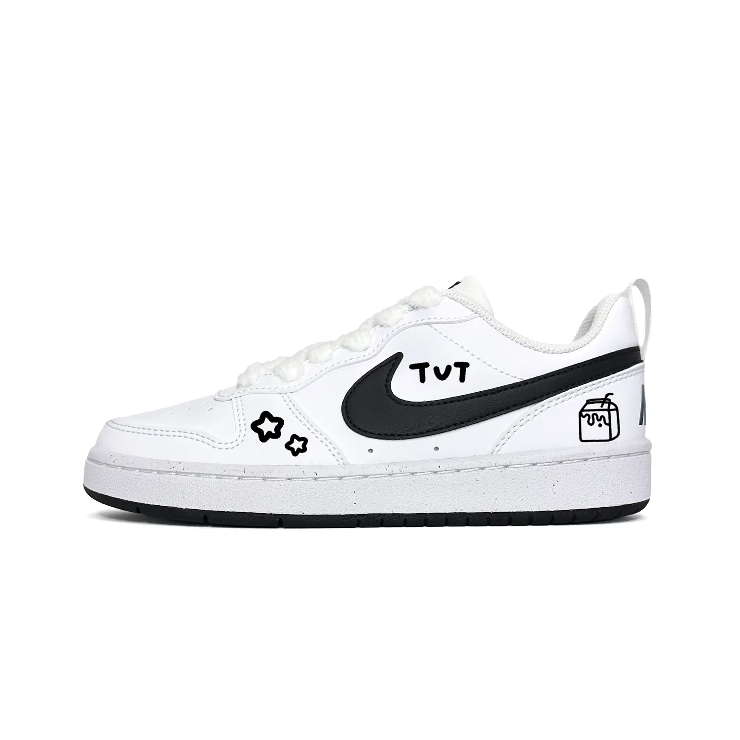 Court Borough нескользящие устойчивые к истиранию низкие кроссовки для скейтборда Kids' Nike, черный/белый
Court Borough нескользящие устойчивые к истиранию низкие кроссовки для скейтборда Kids' Nike, черный/белый