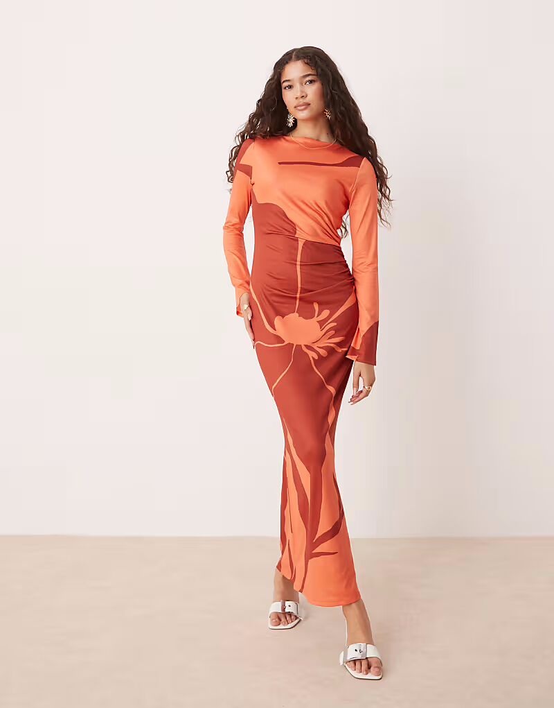 Платье миди с длинными рукавами ASOS DESIGN angel с оранжево-красным цветочным принтом
Платье миди с длинными рукавами ASOS DESIGN angel с оранжево-красным цветочным принтом