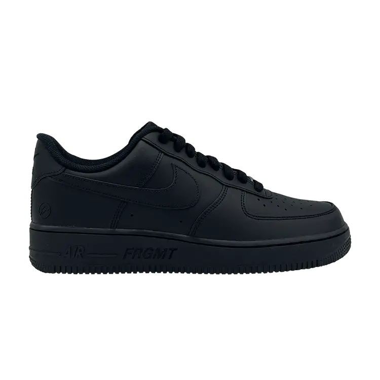 Кроссовки Nike Fragment Design x Air Force 1 'Triple Black', черный 
Кроссовки Nike Fragment Design x Air Force 1 'Triple Black', черный
