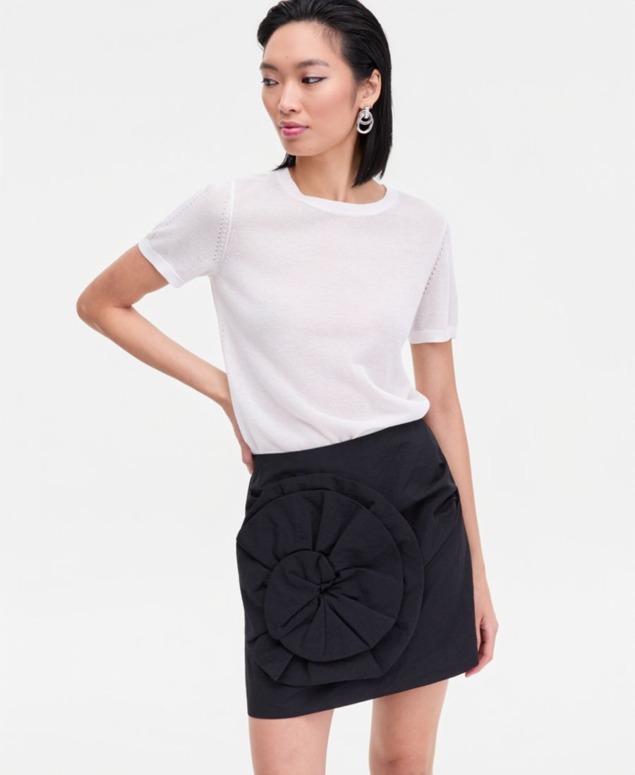 Легкий женский свитер с короткими рукавами и металлизированной вязкой, эксклюзивно представлен в Macy's INC International Concepts, Egret
Легкий женский свитер с короткими рукавами и металлизированной вязкой, эксклюзивно представлен в Macy's INC International Concepts, Egret