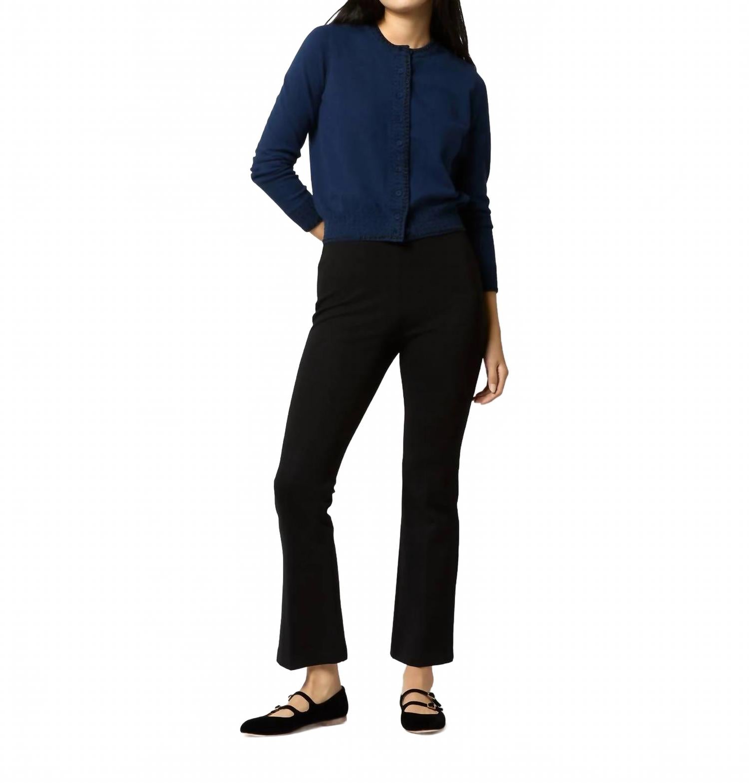 Кардиган с бусинами Rose в цвете navy Ann Mashburn
Кардиган с бусинами Rose в цвете navy Ann Mashburn