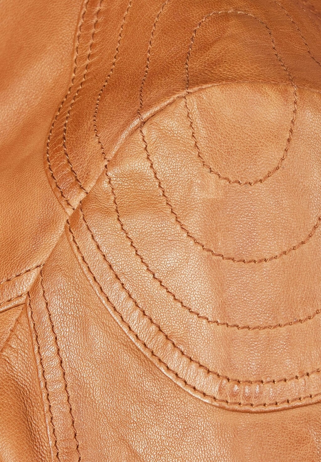 Кожаная куртка AOE-142 Apple of Eden, коричневый
Кожаная куртка AOE-142 Apple of Eden, коричневый