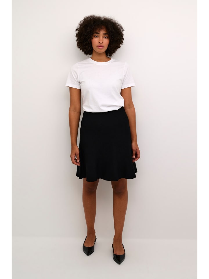 Юбка до колена Kaffe, глубокий черный
Юбка до колена Kaffe, глубокий черный
