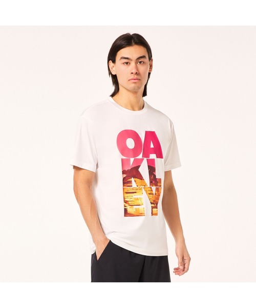 Футболка спортивная повседневная, крой QDevo SS Icon 3.0, бренд Oakley, цвет белый
Футболка спортивная повседневная, крой QDevo SS Icon 3.0, бренд Oakley, цвет белый