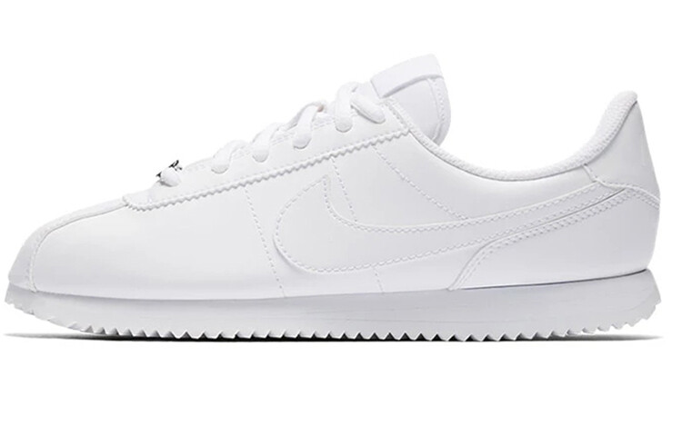 Nike Cortez Basic SL тройной белый (GS)
Nike Cortez Basic SL тройной белый (GS)