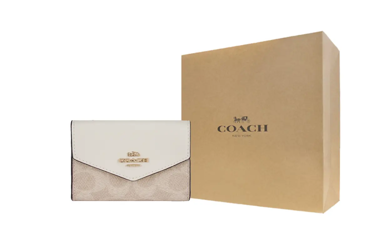 COACH Мини-картхолдер Flap Card Case Coated Canvas для женщин, цвет Chalk White
COACH Мини-картхолдер Flap Card Case Coated Canvas для женщин, цвет Chalk White