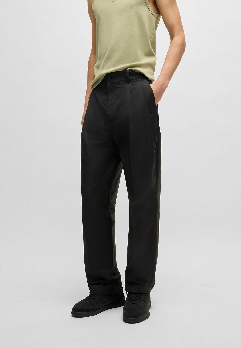 Брюки RENAR HUGO, черный
Брюки RENAR HUGO, черный