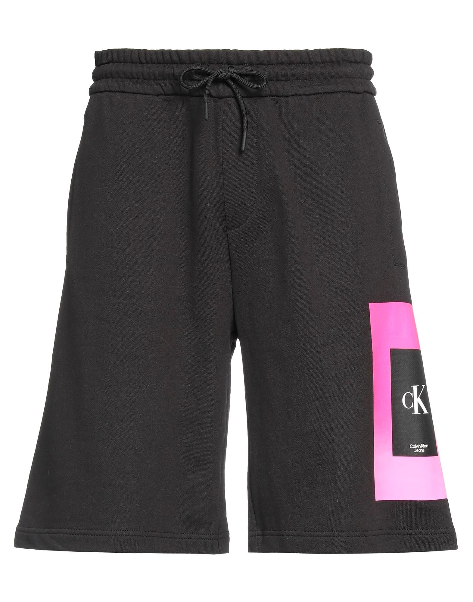 Шорты и бермуды Calvin Klein Jeans, черный
Шорты и бермуды Calvin Klein Jeans, черный