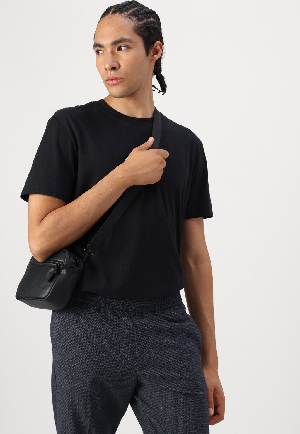 Брюки JPSTKANE JJEDWIN Jack & Jones PREMIUM, темно-синий 
Брюки JPSTKANE JJEDWIN Jack & Jones PREMIUM, темно-синий