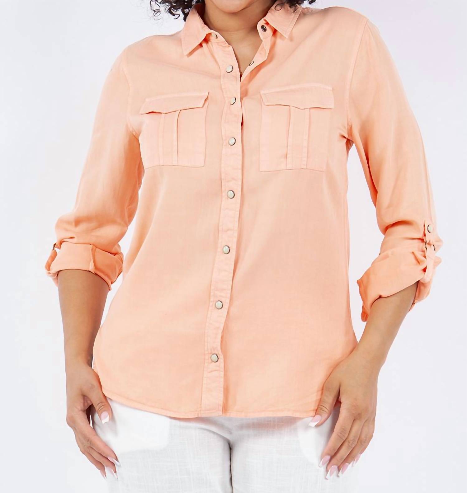 Тенселовая рубашка с длинными рукавами и застежкой на пуговицах, в рубчик, абрикосового цвета PAPARAZZI, Apricot
Тенселовая рубашка с длинными рукавами и застежкой на пуговицах, в рубчик, абрикосового цвета PAPARAZZI, Apricot