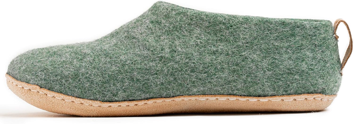 Тапочки Woolly из войлока с кожаной подошвой, Премиальная новозеландская шерсть, Ручная работа по итальянскому дизайну, Мягкие, дышащие и без запаха Woolly'S, зеленый
Тапочки Woolly из войлока с кожаной подошвой, Премиальная новозеландская шерсть, Ручная работа по итальянскому дизайну, Мягкие, дышащие и без запаха Woolly'S, зеленый