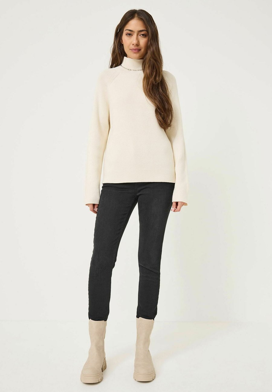 Джемпер Tamaris Jumper, Whitecap Gray/Beige
Джемпер Tamaris Jumper, Whitecap Gray/Beige