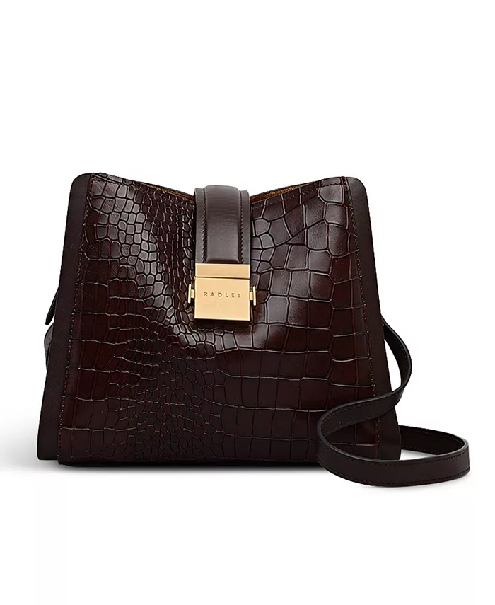 Маленькая сумка через плечо Sloane Mews из искусственной кожи с застежкой-молнией Radley London
Маленькая сумка через плечо Sloane Mews из искусственной кожи с застежкой-молнией Radley London