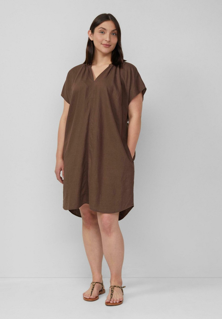 Платье s.Oliver Day dress, Mokka/Brown
Платье s.Oliver Day dress, Mokka/Brown