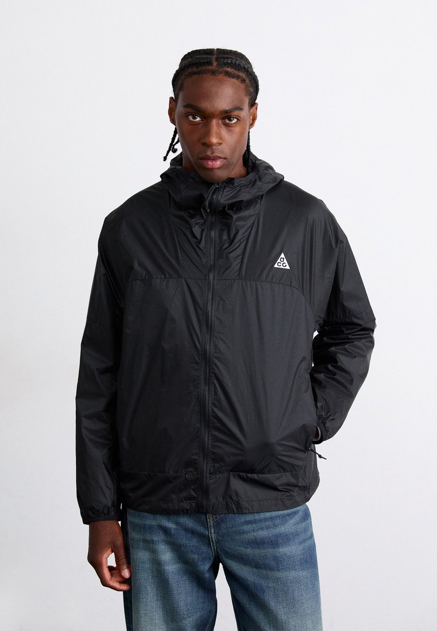 Куртка Nike ACG Waterproof jacket, Black/Anthracite/(Summit White)/Black
Куртка Nike ACG Waterproof jacket, Black/Anthracite/(Summit White)/Black