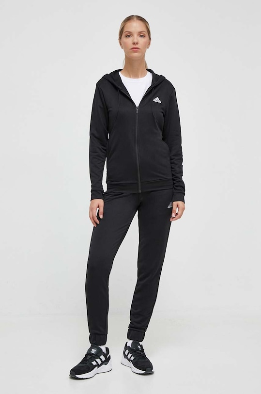 Спортивный костюм Essentials Adidas, черный
Спортивный костюм Essentials Adidas, черный