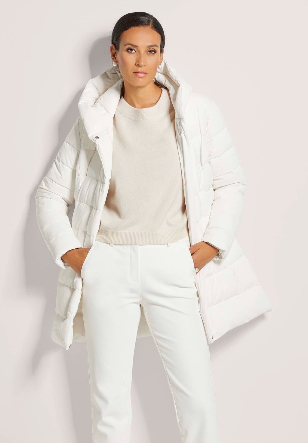 Зимнее пальто STEPP LANGE MIT KAPUZE MADELEINE, белый
Зимнее пальто STEPP LANGE MIT KAPUZE MADELEINE, белый