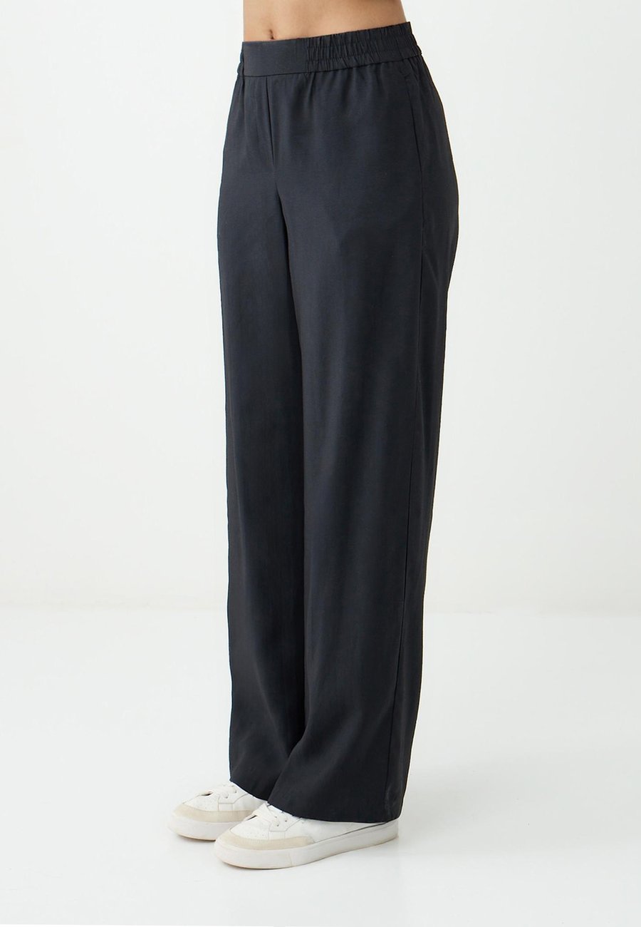 Брюки Jimmy Key REGULAR FIT, Black
Брюки Jimmy Key REGULAR FIT, Black