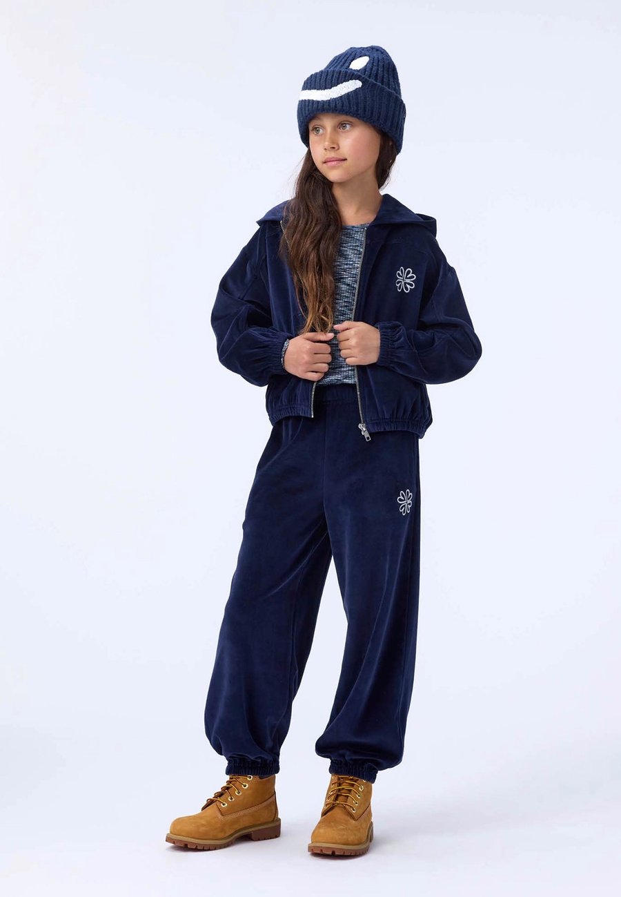 Худи Molo MADELEINE HOODIES, Galaxy Blue/Dark Blue
Худи Molo MADELEINE HOODIES, Galaxy Blue/Dark Blue