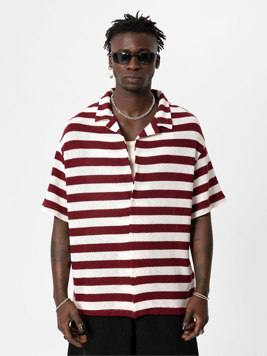 Повседневная рубашка VAMOS CLO Comfort fit Button Up Shirt, цвет burgundy/white
Повседневная рубашка VAMOS CLO Comfort fit Button Up Shirt, цвет burgundy/white