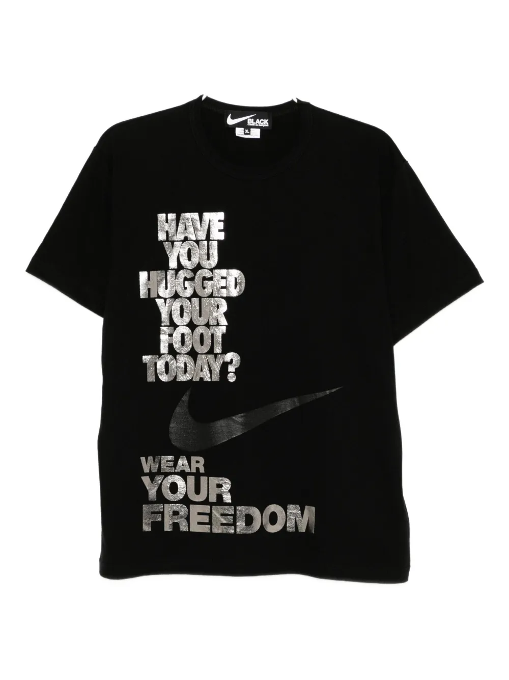Футболка Freedom из коллаборации с Nike Black Comme Des Garçons, черный 
Футболка Freedom из коллаборации с Nike Black Comme Des Garçons, черный