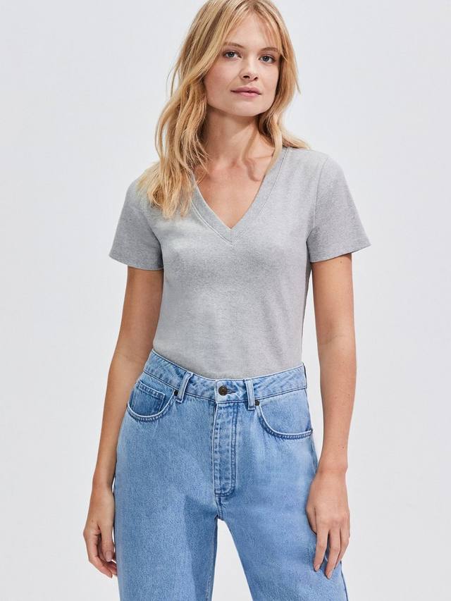 Футболка в рубчик с v-образнымвырезом Ro&Zo, цвет Grey Marl
Футболка в рубчик с v-образнымвырезом Ro&Zo, цвет Grey Marl