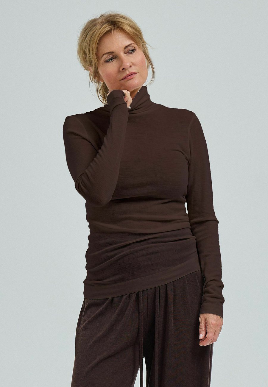 Топ Seamless Basic LOLA, Dark Brown
Топ Seamless Basic LOLA, Dark Brown
