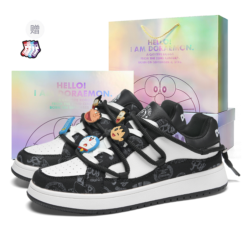 Doraemon Дораэмон, лимитированная серия в коробке, пышные кроссовки низкие скейтерские унисекс ярко-черные с набором для самостоятельной сборки пряжек
Doraemon Дораэмон, лимитированная серия в коробке, пышные кроссовки низкие скейтерские унисекс ярко-черные с набором для самостоятельной сборки пряжек