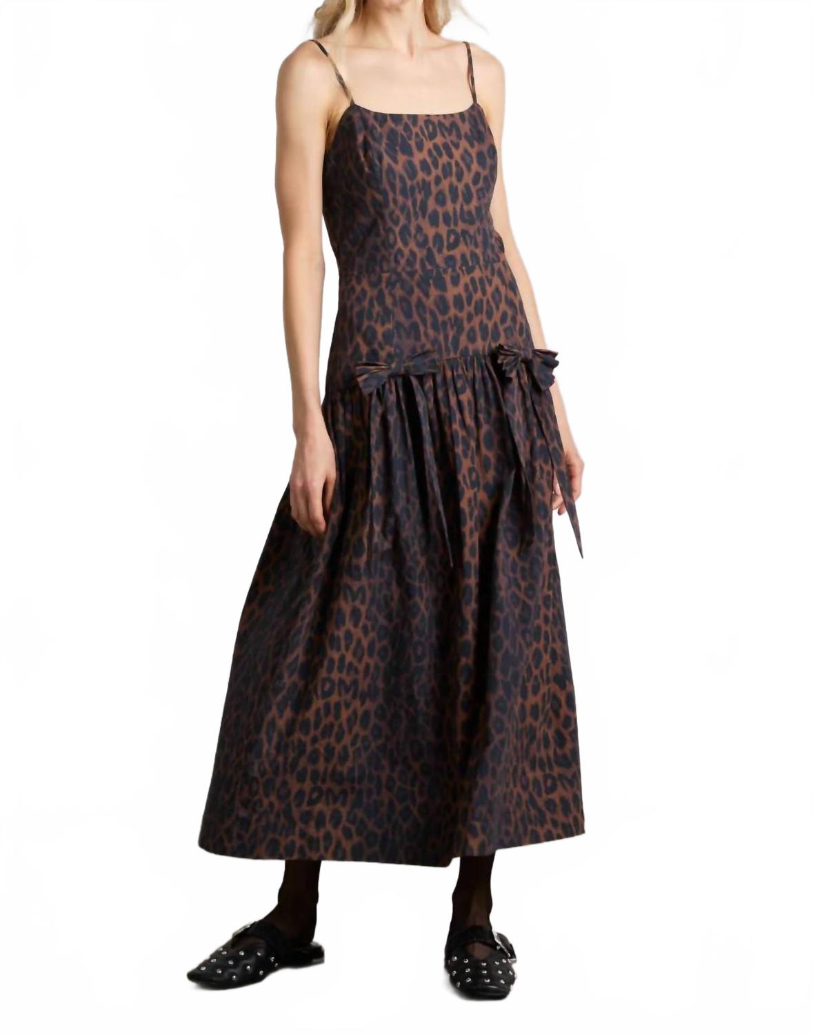 Женское платье-миди «Персефона» с леопардовым принтом Damson Madder, Leopard
Женское платье-миди «Персефона» с леопардовым принтом Damson Madder, Leopard