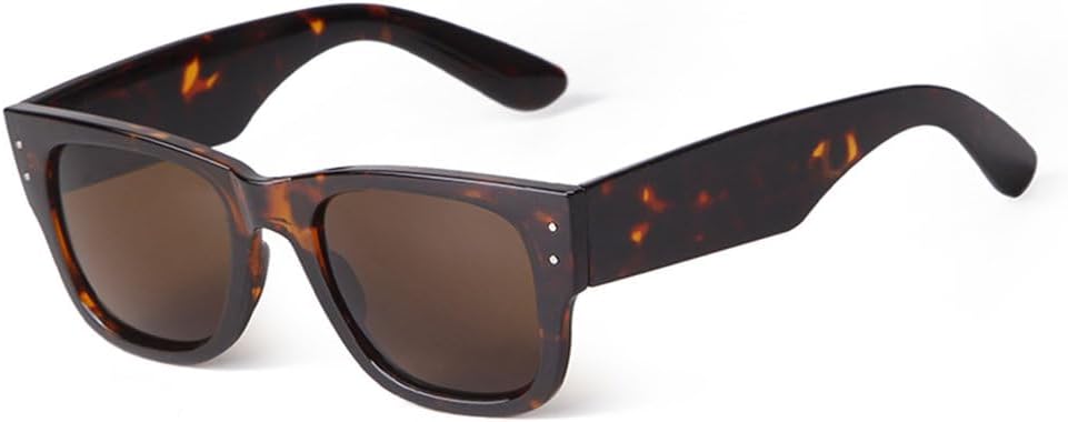 Модные солнцезащитные очки в черепаховой оправе для женщин, ретро, серые, с толстой крупной оправой, мужские солнцезащитные очки с защитой от УФ-излучения UV400 TYUVIVO, C2
Модные солнцезащитные очки в черепаховой оправе для женщин, ретро, серые, с толстой крупной оправой, мужские солнцезащитные очки с защитой от УФ-излучения UV400 TYUVIVO, C2