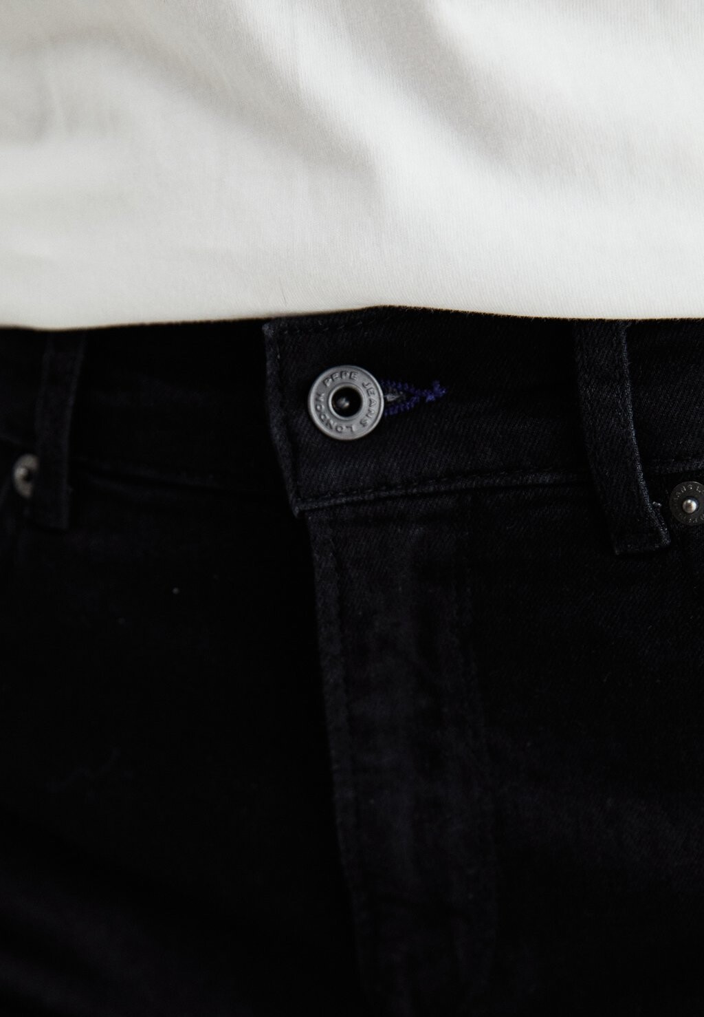 Джинсы облегающего кроя RED BULL RACING SLIM JEANS MW Pepe Jeans, черный деним
Джинсы облегающего кроя RED BULL RACING SLIM JEANS MW Pepe Jeans, черный деним